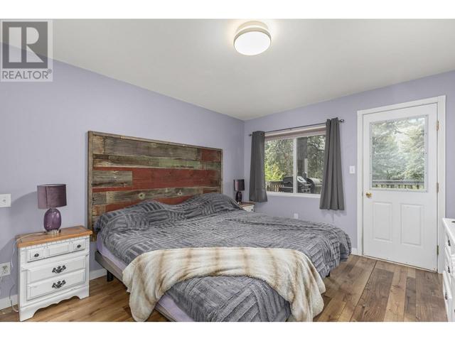 23 - 5371 Princeton Ave, House other with 2 bedrooms, 1 bathrooms and 2 parking in Peachland BC | Image 15