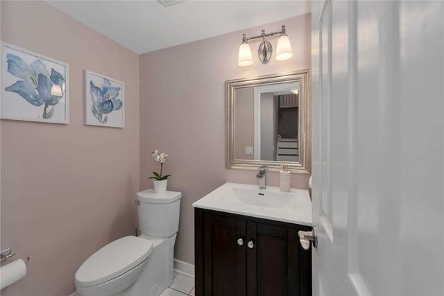2 - 2250 Rockingham Dr, Townhouse with 2 bedrooms, 3 bathrooms and 3 parking in Oakville ON | Image 10