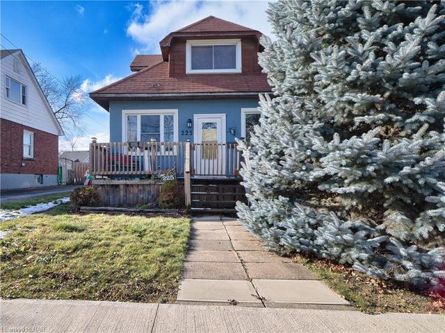 225 Taylor St, House detached with 2 bedrooms, 3 bathrooms and 7 parking in Thorold ON | Image 23
