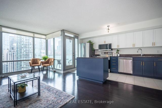 2210 - 81 Navy Wharf Crt, Condo with 2 bedrooms, 2 bathrooms and 1 parking in Toronto ON | Image 6
