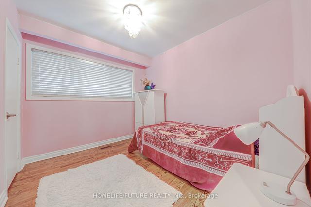 1 Millmere Dr, House detached with 3 bedrooms, 3 bathrooms and 4 parking in Toronto ON | Image 8