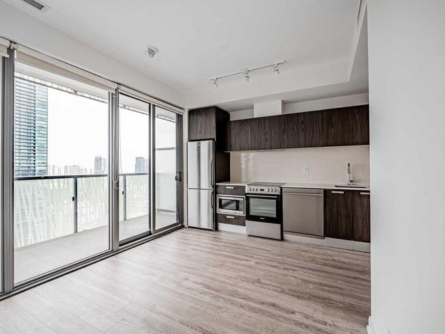 2413 - 50 Charles St E, Condo with 0 bedrooms, 1 bathrooms and 0 parking in Toronto ON | Image 21