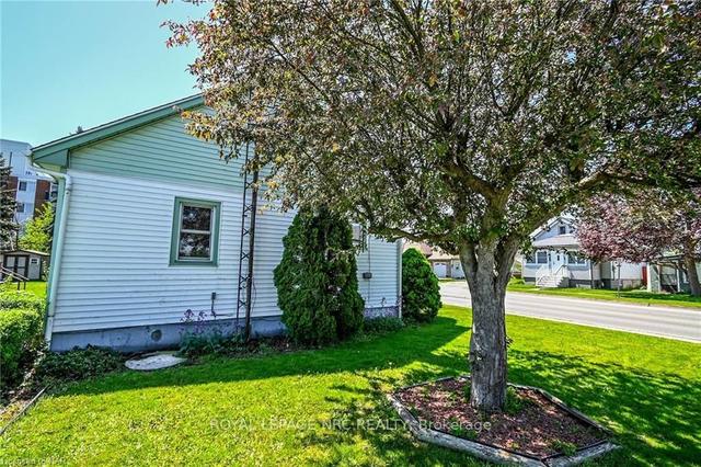 575 Steele St, House detached with 2 bedrooms, 1 bathrooms and 2 parking in Port Colborne ON | Image 31