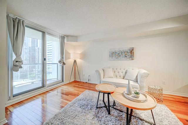 1002 - 801 Bay St, Condo with 1 bedrooms, 2 bathrooms and 1 parking in Toronto ON | Image 19