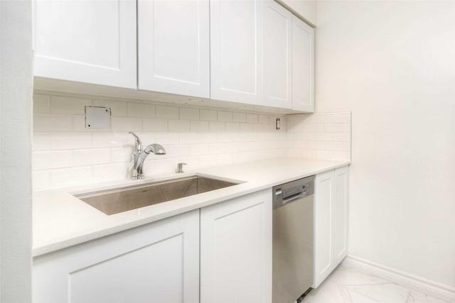 209 - 50 Lotherton Ptwy, Condo with 2 bedrooms, 1 bathrooms and 1 parking in Toronto ON | Image 15