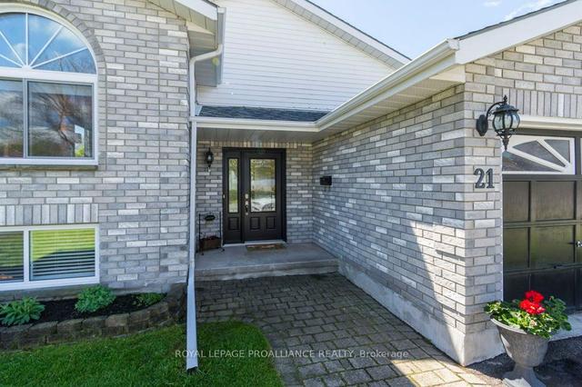 21 Bogart Cres, House detached with 3 bedrooms, 2 bathrooms and 3 parking in Belleville ON | Image 12