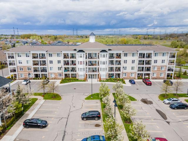 412 - 65 Shipway Ave, Condo with 2 bedrooms, 2 bathrooms and 1 parking in Clarington ON | Image 1