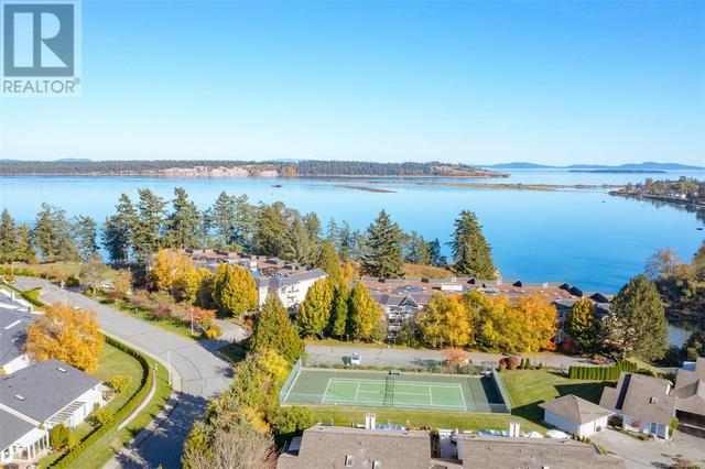 3185 - 2600 Ferguson Rd, Condo with 2 bedrooms, 2 bathrooms and 2 parking in Central Saanich BC | Image 10