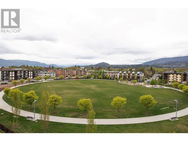 PH10 - 1800 Richter St, Condo with 3 bedrooms, 2 bathrooms and 1 parking in Kelowna BC | Image 10