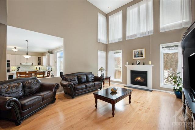 68 Tradewinds Dr, House detached with 4 bedrooms, 5 bathrooms and 4 parking in Ottawa ON | Image 13