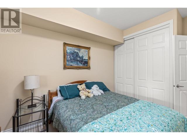 106 - 1961 Durnin Rd, Condo with 2 bedrooms, 2 bathrooms and 1 parking in Kelowna BC | Image 19
