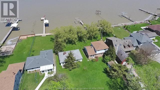 505 Charron Beach, House detached with 4 bedrooms, 2 bathrooms and null parking in Lakeshore ON | Image 25