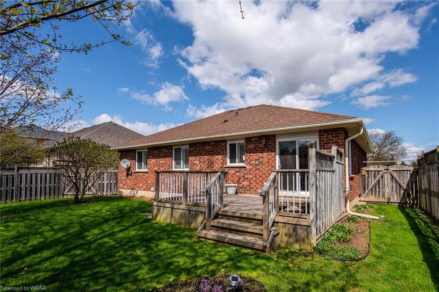 106 Elizabeth St, House detached with 3 bedrooms, 2 bathrooms and 4 parking in Wilmot ON | Image 6