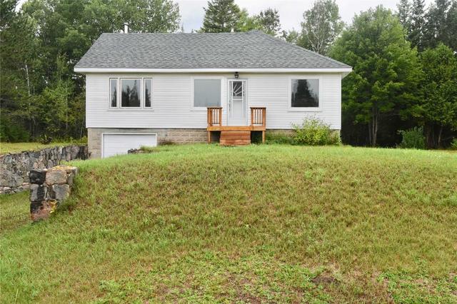 34927 Highway 62, House detached with 3 bedrooms, 1 bathrooms and 5 parking in Hastings Highlands ON | Image 1