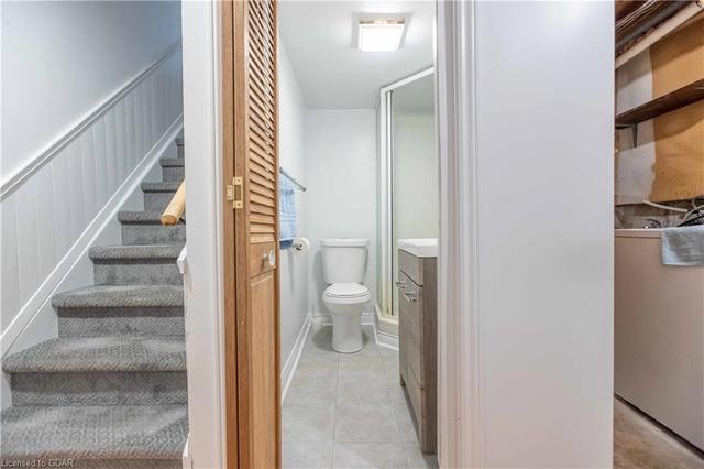 53 Sanderson Dr, House detached with 3 bedrooms, 2 bathrooms and 2 parking in Guelph ON | Image 37