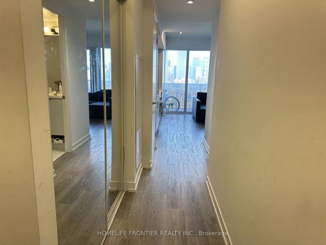 1605 - 55 Cooper St, Condo with 2 bedrooms, 2 bathrooms and 0 parking in Toronto ON | Image 13
