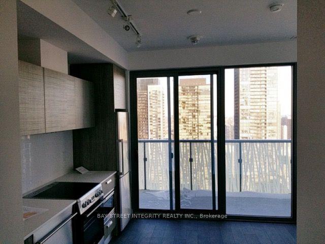 3202 - 50 Charles St E, Condo with 0 bedrooms, 1 bathrooms and 0 parking in Toronto ON | Image 8