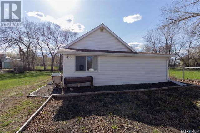 816 7th St, House detached with 1 bedrooms, 1 bathrooms and null parking in Perdue SK | Image 4