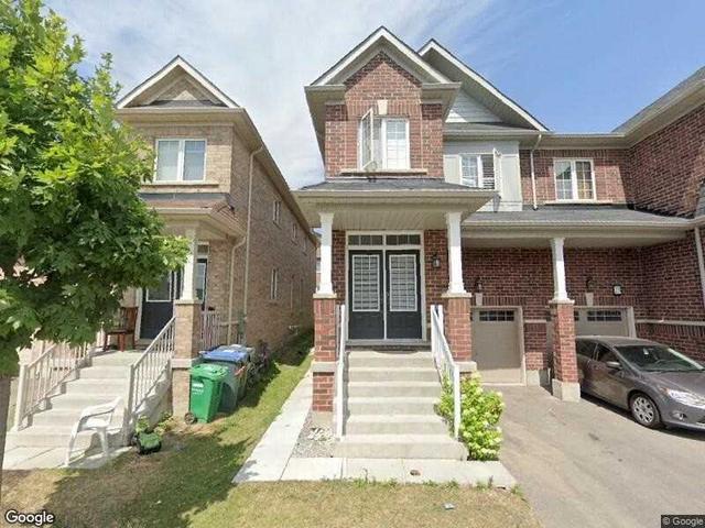 UPPER - 21 Baffin Cres, House semidetached with 4 bedrooms, 3 bathrooms and 2 parking in Brampton ON | Image 1