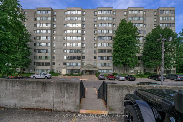 409 - 570 Proudfoot Lane, Condo with 2 bedrooms, 2 bathrooms and 1 parking in London ON | Image 29