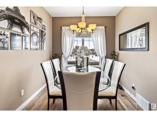 335 62 St Sw Sw, House detached with 5 bedrooms, 3 bathrooms and null parking in Edmonton AB | Image 5