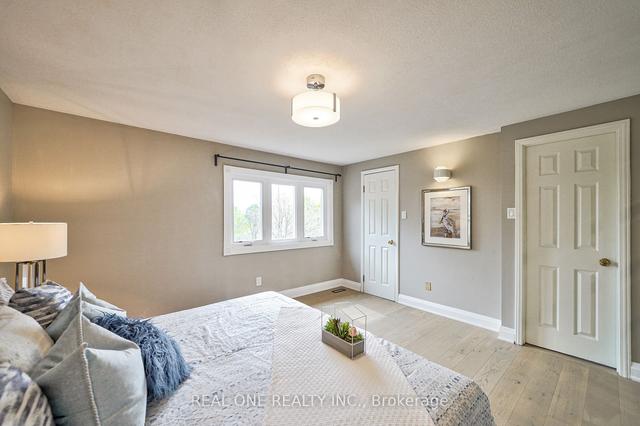 60 Harnworth Dr, House detached with 3 bedrooms, 3 bathrooms and 4 parking in Toronto ON | Image 15