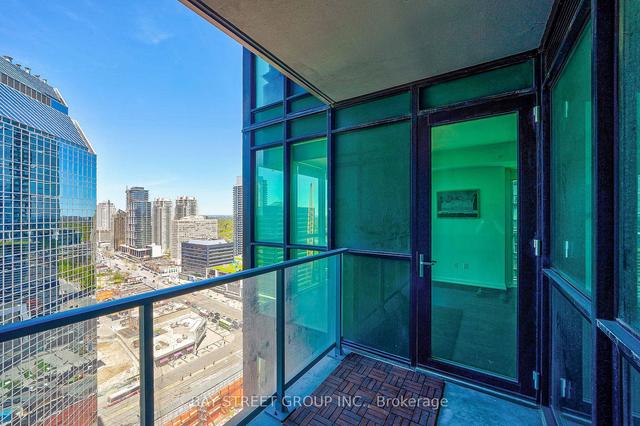 2208 - 11 Bogert Ave, Condo with 2 bedrooms, 2 bathrooms and 1 parking in Toronto ON | Image 3