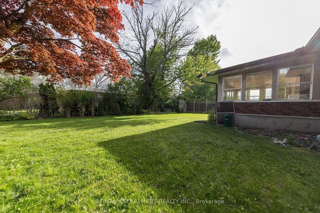 7040 Brookfield Ave, House detached with 3 bedrooms, 1 bathrooms and 5 parking in Niagara Falls ON | Image 22
