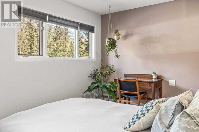 4 - 201 Benchlands Terr, House attached with 2 bedrooms, 3 bathrooms and 2 parking in Canmore AB | Image 21
