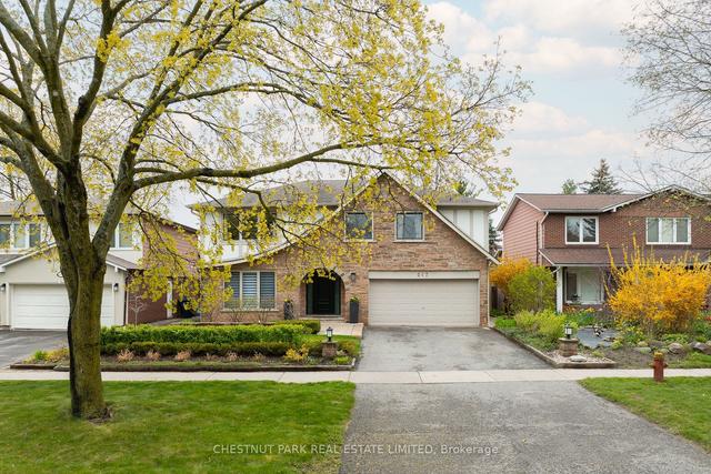 217 Banbury Rd, House detached with 4 bedrooms, 4 bathrooms and 4 parking in Toronto ON | Image 1