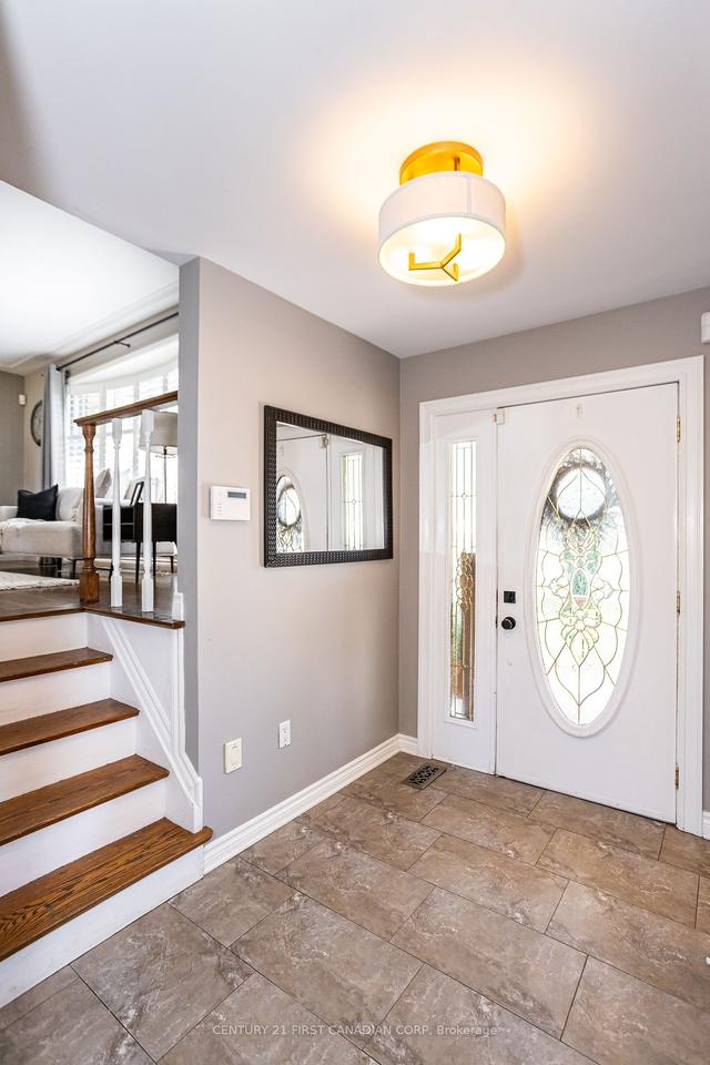 709 Galloway Cres, House detached with 3 bedrooms, 3 bathrooms and 7 parking in London ON | Image 36