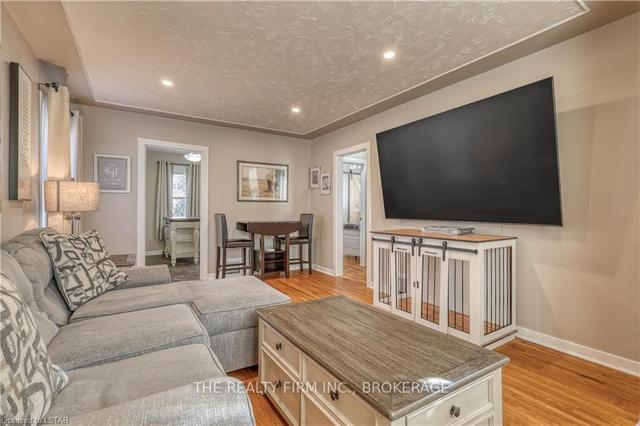 80 Josephine St, House detached with 2 bedrooms, 2 bathrooms and 4 parking in London ON | Image 6