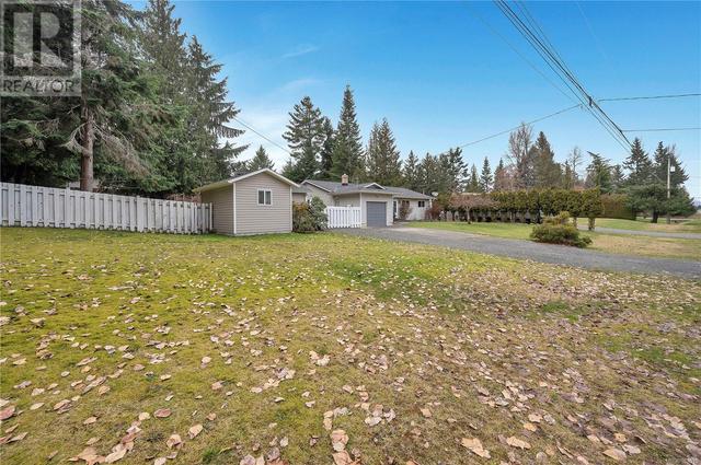 4199 Enquist Rd, House detached with 3 bedrooms, 2 bathrooms and 10 parking in Strathcona D (Oyster Bay   Buttle Lake) BC | Image 44