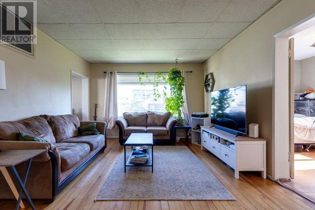 530 Patterson Ave, House detached with 2 bedrooms, 1 bathrooms and 2 parking in Kelowna BC | Image 41