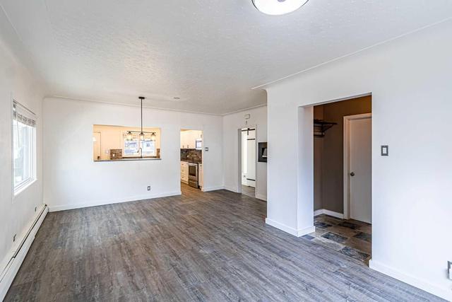 8631 48 Ave Nw, House detached with 2 bedrooms, 1 bathrooms and 1 parking in Calgary AB | Image 2