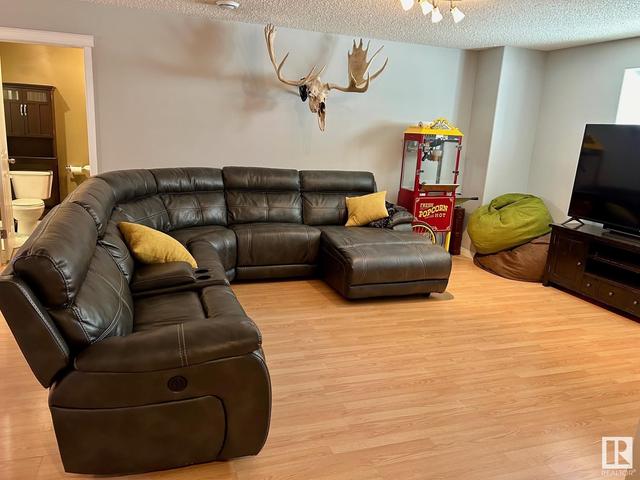 15 Norfolk Cl, House detached with 5 bedrooms, 3 bathrooms and 5 parking in St. Albert AB | Image 21