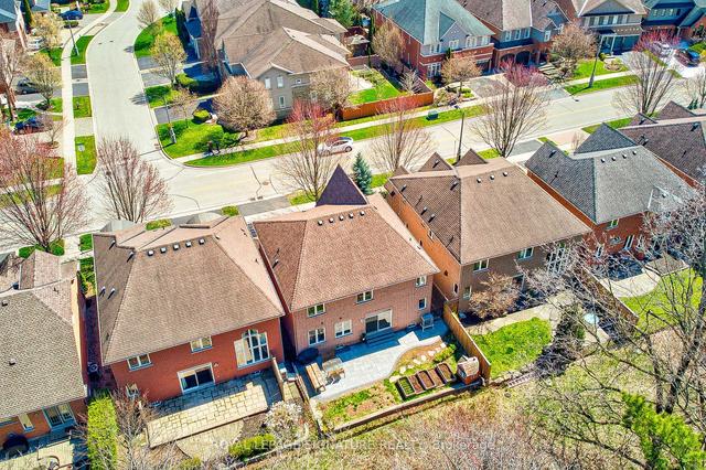 149 Creek Path Ave, House detached with 4 bedrooms, 4 bathrooms and 4 parking in Oakville ON | Image 35