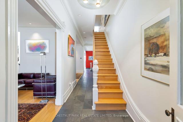 179 Cottingham St, House semidetached with 2 bedrooms, 4 bathrooms and 3 parking in Toronto ON | Image 23