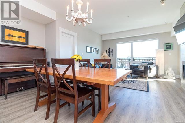 307 - 2500 Hackett Cres, Condo with 2 bedrooms, 2 bathrooms and 1 parking in Central Saanich BC | Image 19