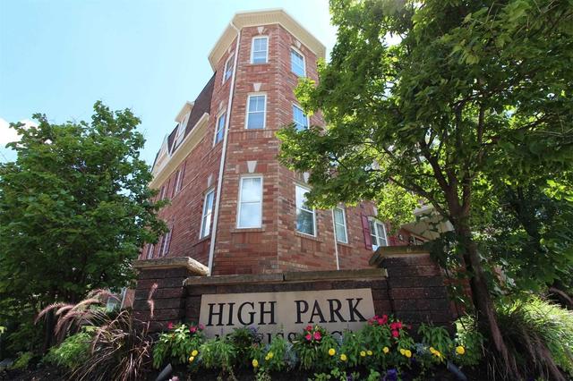 4 - 633 Dundas St W, Townhouse with 2 bedrooms, 2 bathrooms and 2 parking in Mississauga ON | Image 18