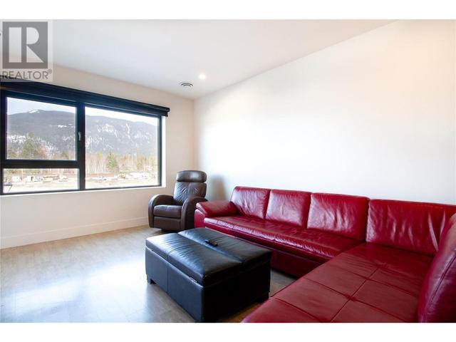 2204 - 1701 Coursier Avenue, Condo with 2 bedrooms, 2 bathrooms and null parking in Revelstoke BC | Image 5
