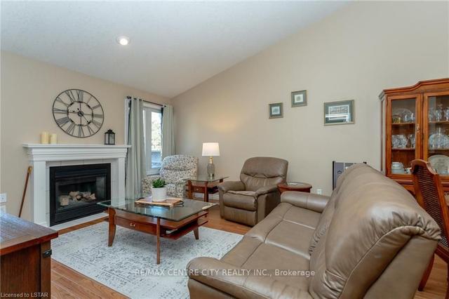 22 - 20 Windemere Pl, Townhouse with 2 bedrooms, 3 bathrooms and 2 parking in St. Thomas ON | Image 11