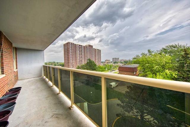 506 - 270 Palmdale Dr, Condo with 3 bedrooms, 2 bathrooms and 1 parking in Toronto ON | Image 18