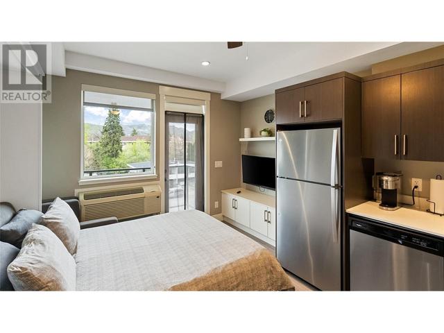 412 - 925 Leon Ave E, Condo with 0 bedrooms, 1 bathrooms and 1 parking in Kelowna BC | Image 5