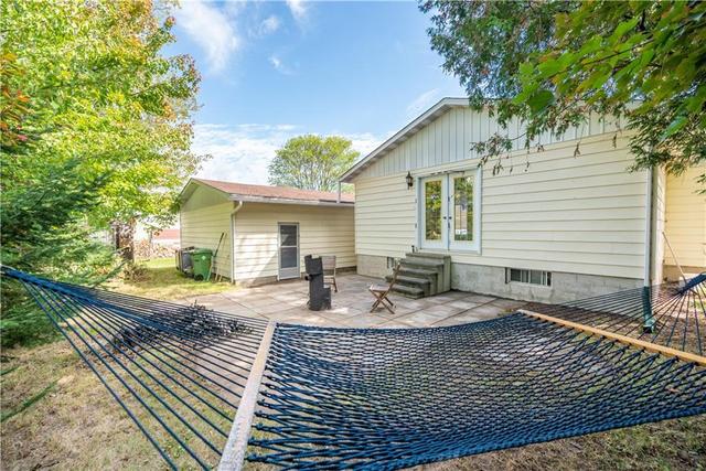26 Mohns Avenue, House detached with 2 bedrooms, 1 bathrooms and 6 parking in Petawawa ON | Image 30
