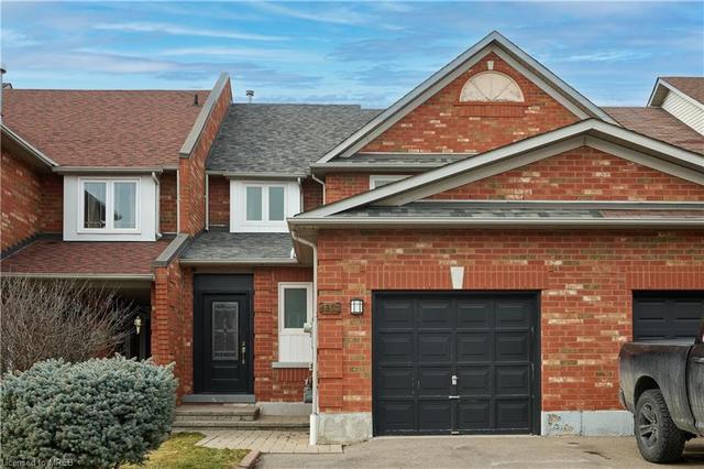 1321 Killaby Dr, House attached with 4 bedrooms, 3 bathrooms and 2 parking in Mississauga ON | Image 1