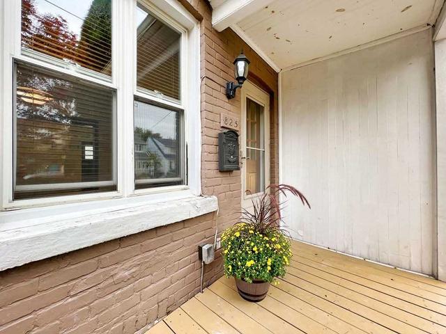 825 Sammon Ave, House attached with 2 bedrooms, 2 bathrooms and 1 parking in Toronto ON | Image 23