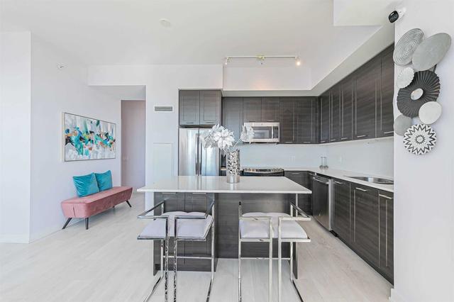 4209 - 2220 Lake Shore Blvd W, Condo with 2 bedrooms, 2 bathrooms and 1 parking in Toronto ON | Image 4