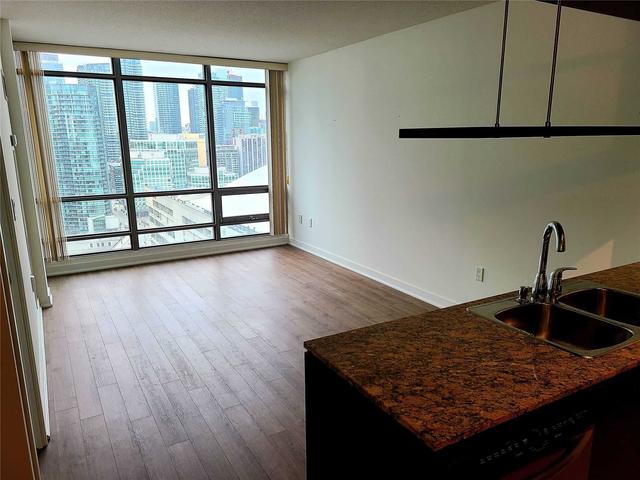 2708 - 5 Mariner Terr, Condo with 1 bedrooms, 1 bathrooms and 1 parking in Toronto ON | Image 4