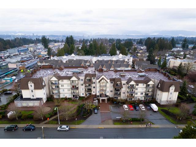 103 - 12083 92a Ave, Condo with 2 bedrooms, 2 bathrooms and 1 parking in Surrey BC | Image 4